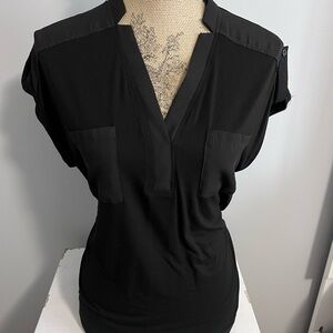 Cable & Gauge Black V-Neck Blouse